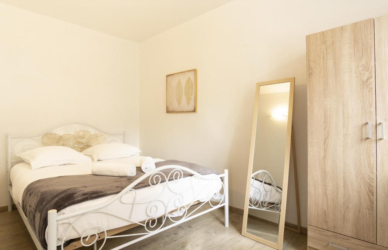 Joli T2 Industrie Hyper Centre Annecy Appartement Buitenkant foto
